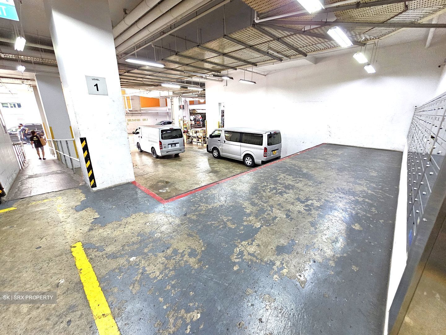 First Centre (D19), Factory #434217761